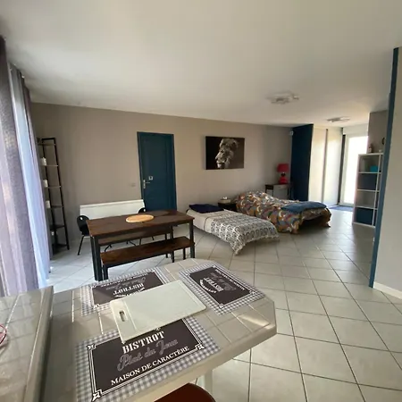 Chez Maison Familiale 27950 Normandie Autonome Boite A Cle Capacite 6 Pers Proche De Giverny Paris Rouen A13 公寓