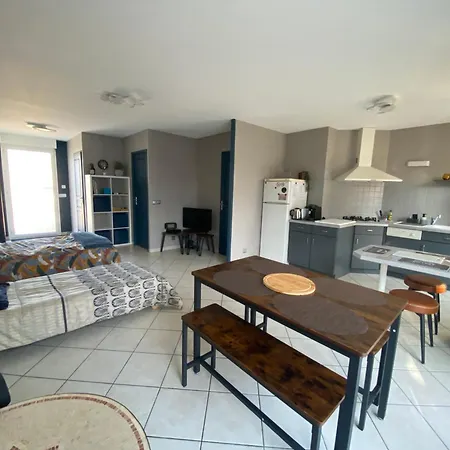 Chez Maison Familiale 27950 Normandie Autonome Boite A Cle Capacite 5 Pers Proche De Giverny Paris Rouen A13 La Heuniere