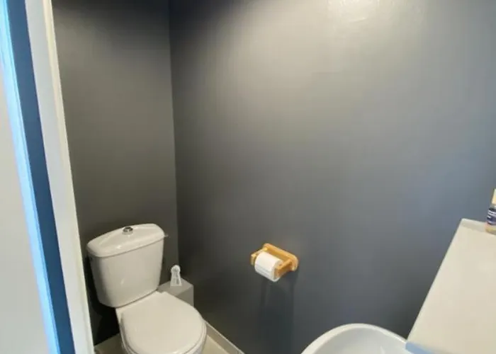 Lägenhet Chez Maison Familiale 27950 Normandie Autonome Boite A Cle Capacite 6 Pers Proche De Giverny Paris Rouen A13 La Heuniere